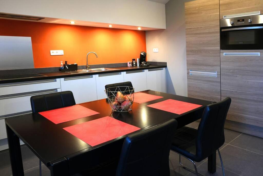 Hasbania Vakantiewoning Gingelom Экстерьер фото
